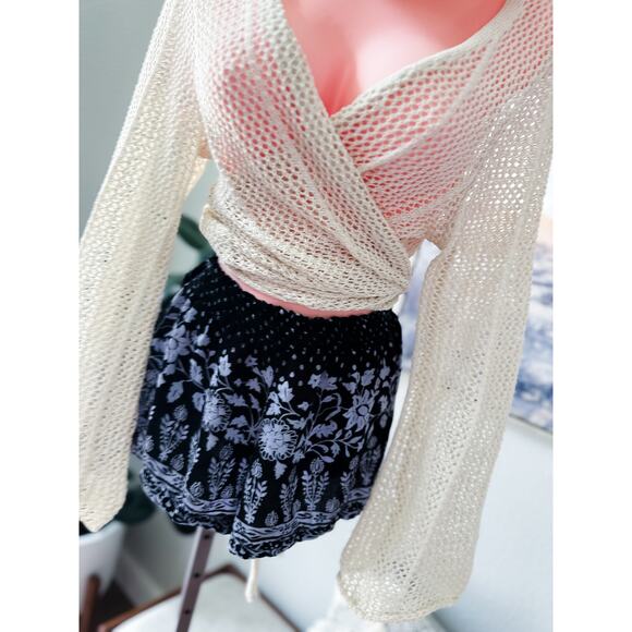 Barefoot Blooms Along the Shore Santorini Floral Gauzy boho Lounge Shorts - Picture 2 of 5